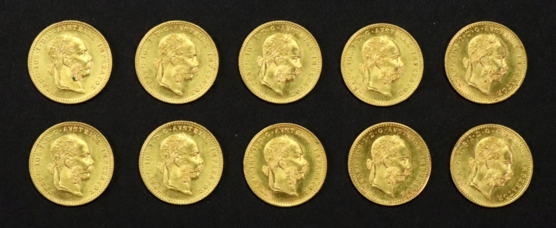 Ten Austrian 1915 gold 1 ducat, re-struck, 35g. - Image 2 of 2