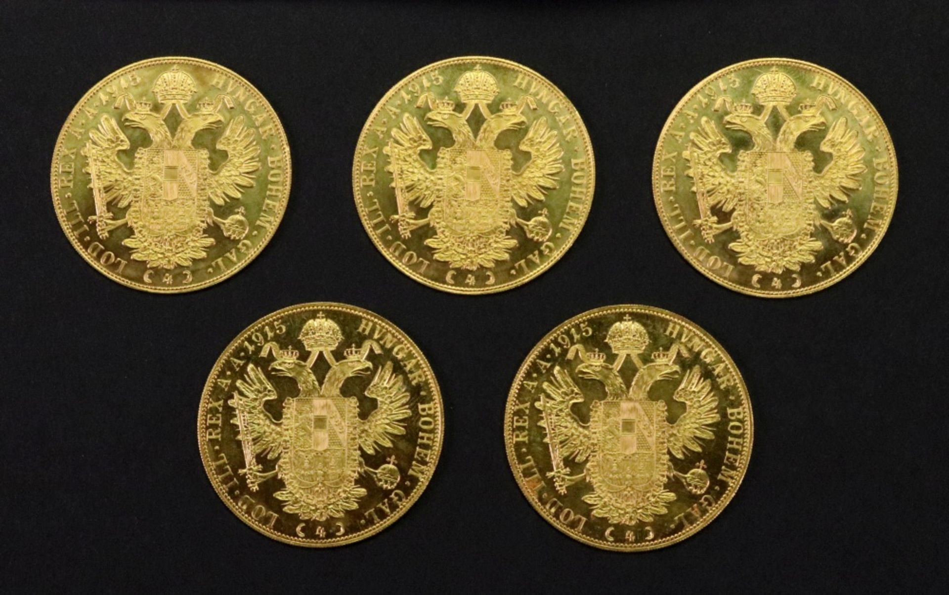 Five Austrian 1915 gold 4 ducats, re-struck, 69.8g. - Image 3 of 4