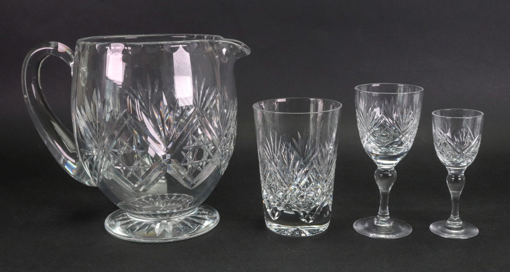 A suite of Webb split and star cut glassware,