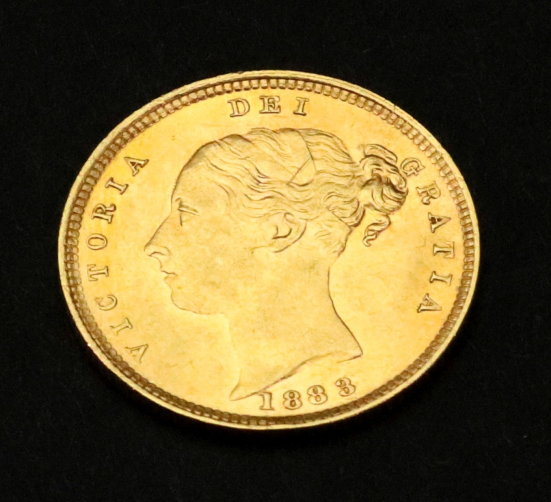 Queen Victoria half sovereign 1883. - Image 4 of 4