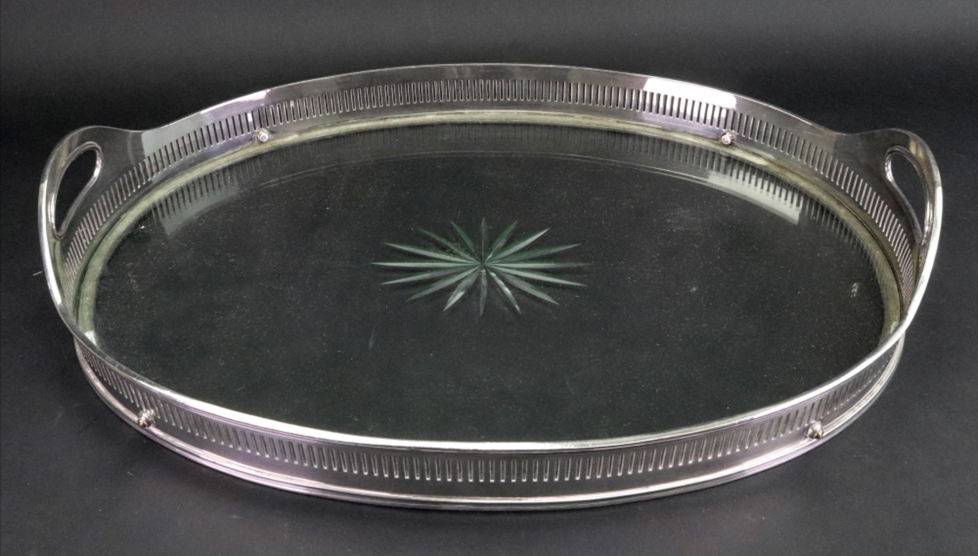 A George III style oval electroplate tray, Meriden U.S.A.