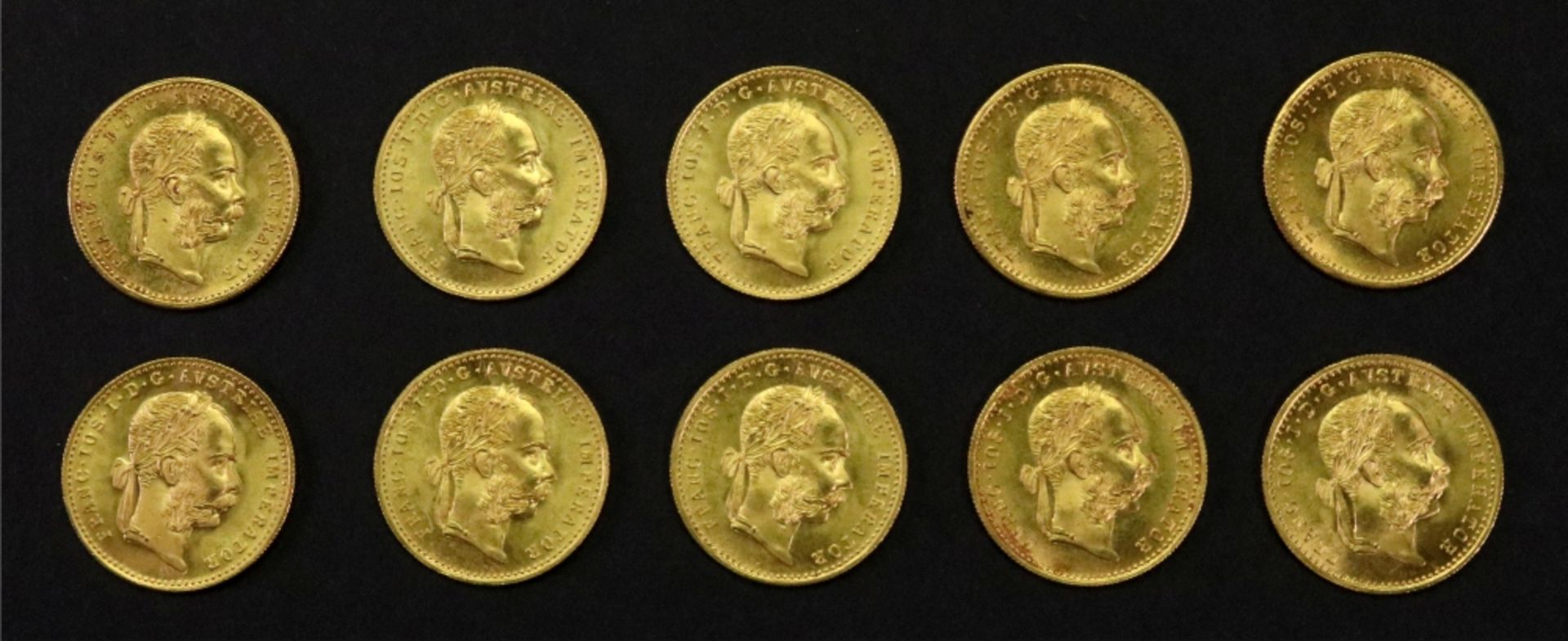 Ten Austrian 1915 gold 1 ducat, re-struck, 35g. - Image 3 of 4