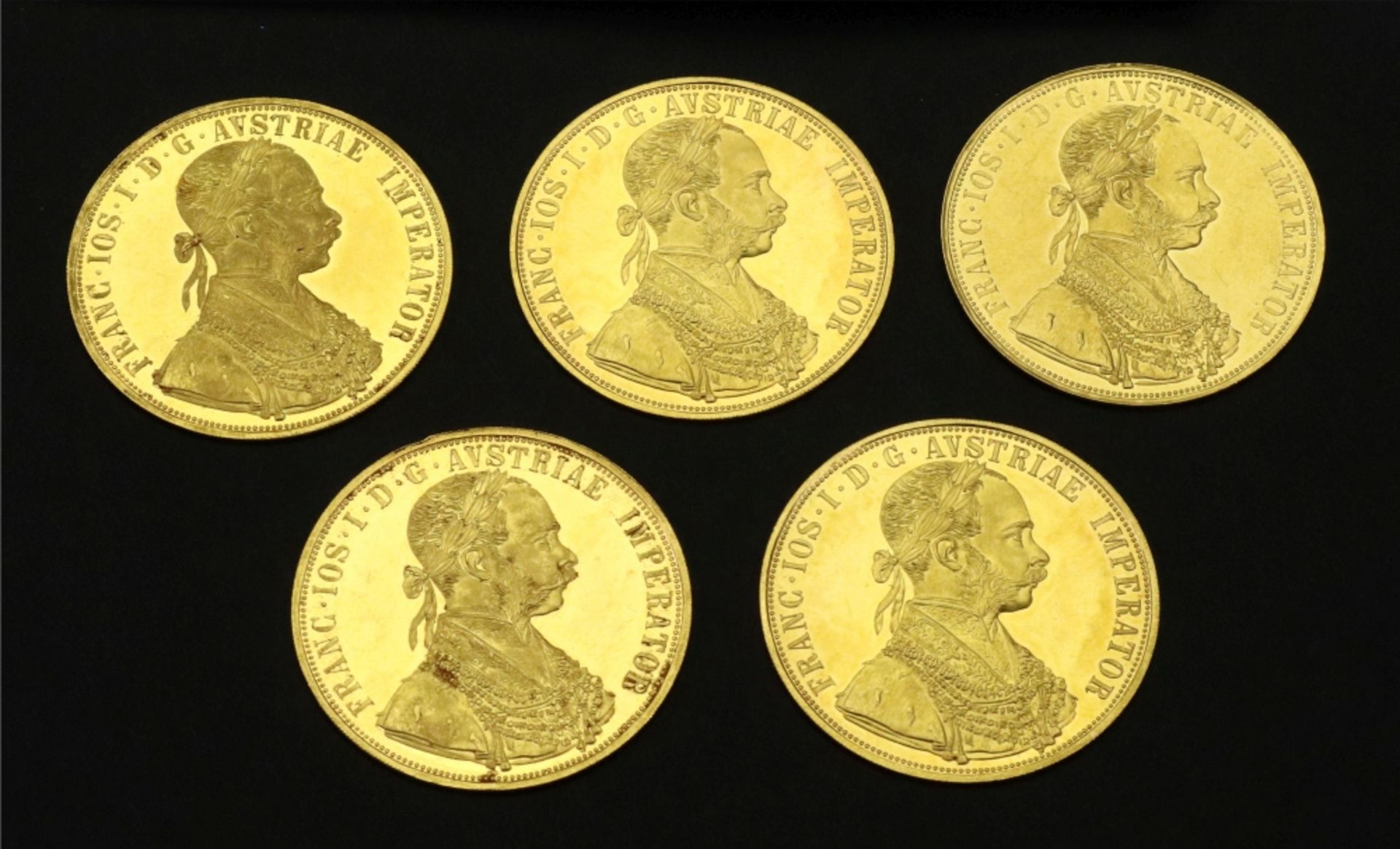 Five Austrian 1915 gold 4 ducats, re-struck, 69.8g.