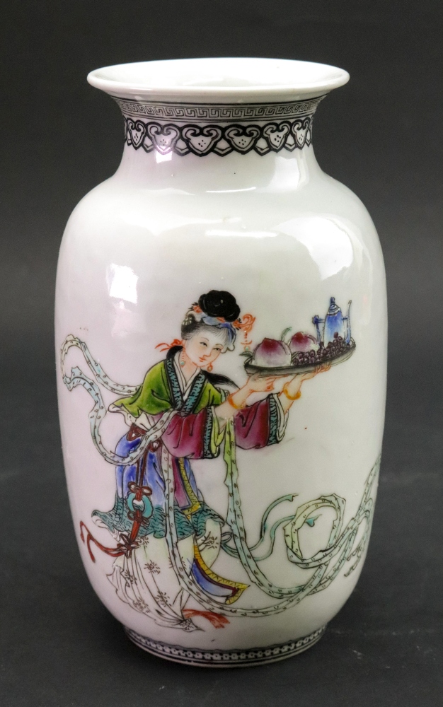 A Chinese famille rose vase, 20th centur