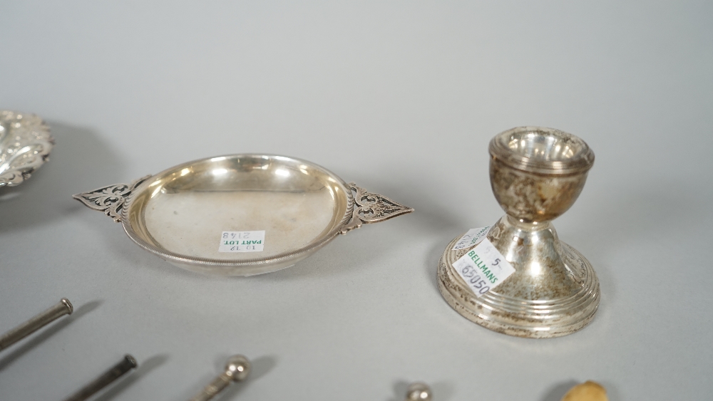 Silver and silver mounted wares, comprising; a Victorian shaped oval bonbon dish, - Image 4 of 7