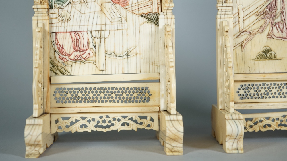 A pair of Chinese ivory table screens and stands, Qing dynasty, - Image 4 of 13
