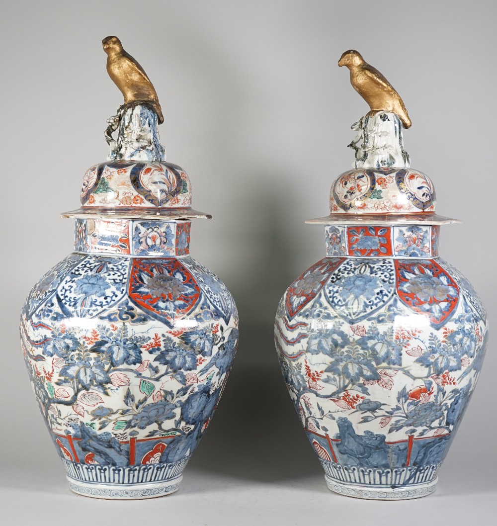 A large pair of Japanese Arita octagonal vases and covers, Edo period, circa 1700, - Image 2 of 8