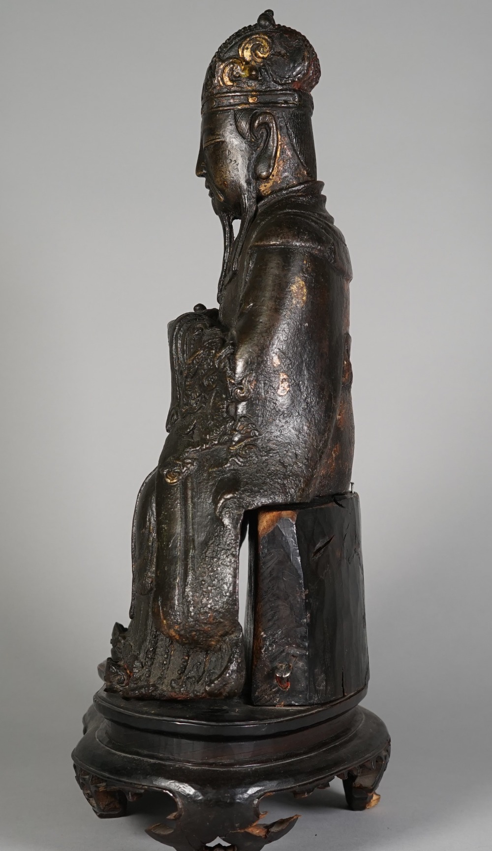 A Chinese bronze figure of a dignitary, Ming dynasty, seated in meditation with hands clasped, - Image 2 of 7