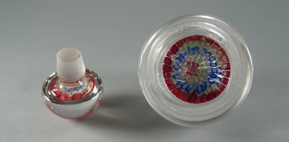 A millefiori glass paperweight inkwell, probably Whitefriars, 20th century, - Bild 3 aus 3