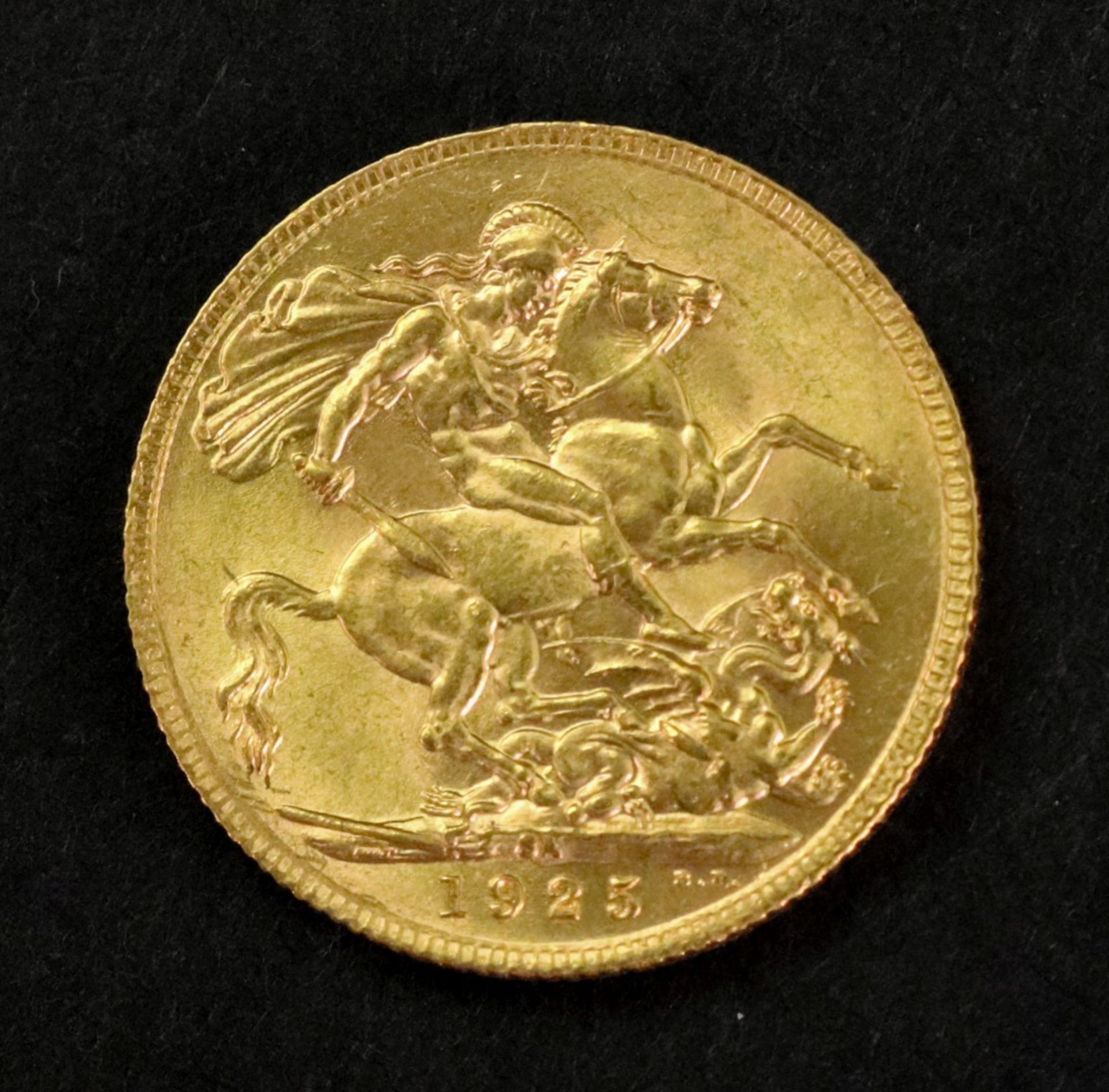 George V sovereign 1925. - Image 2 of 3
