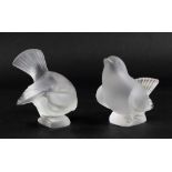 Two Lalique crystal figures of birds, one 8.5cm high, the other 9cm high (2).