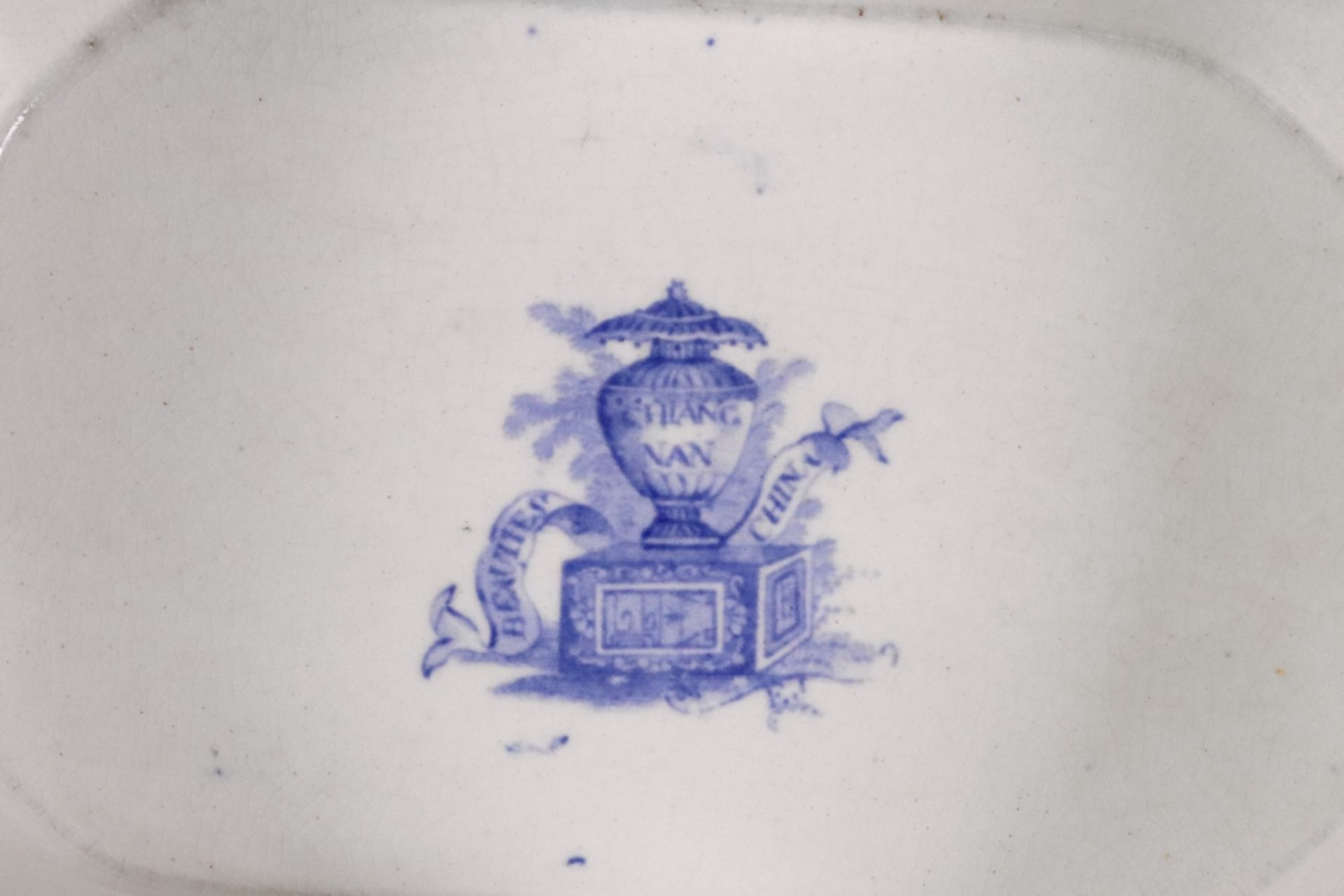 A Beauties china blue and white soup tureen, cover and stand, 19th century, - Image 3 of 8