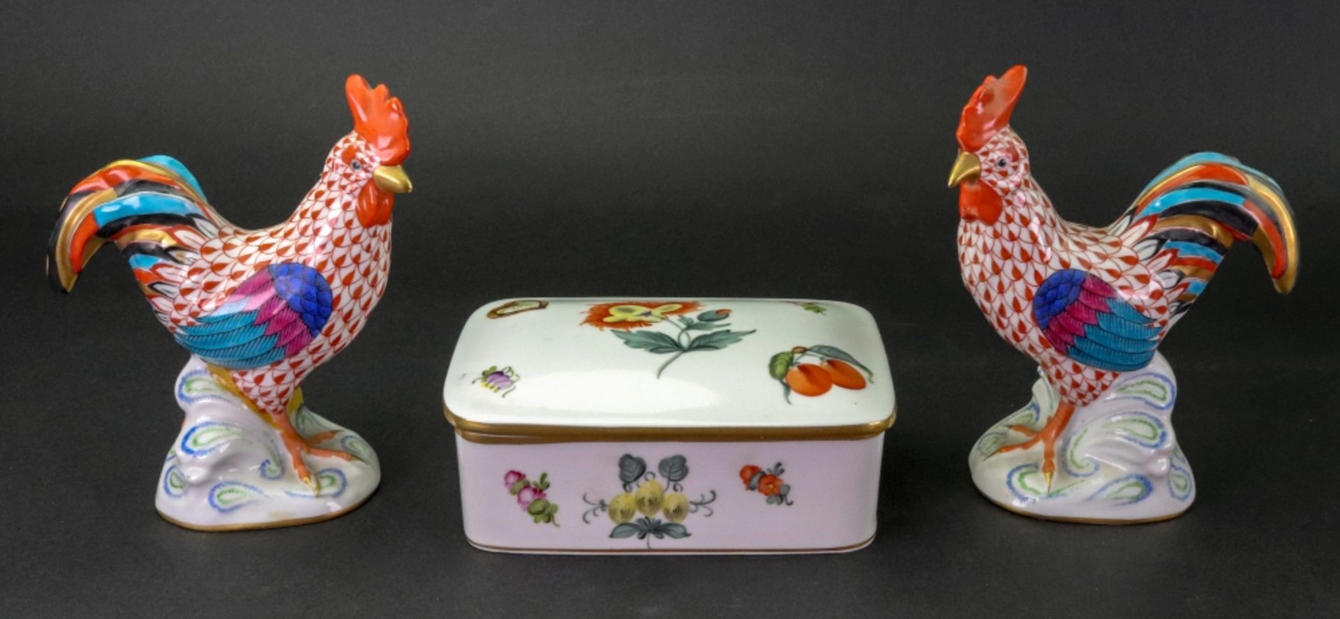 A Herend rectangular box and cover, painted with flowers and fruits, - Image 2 of 6