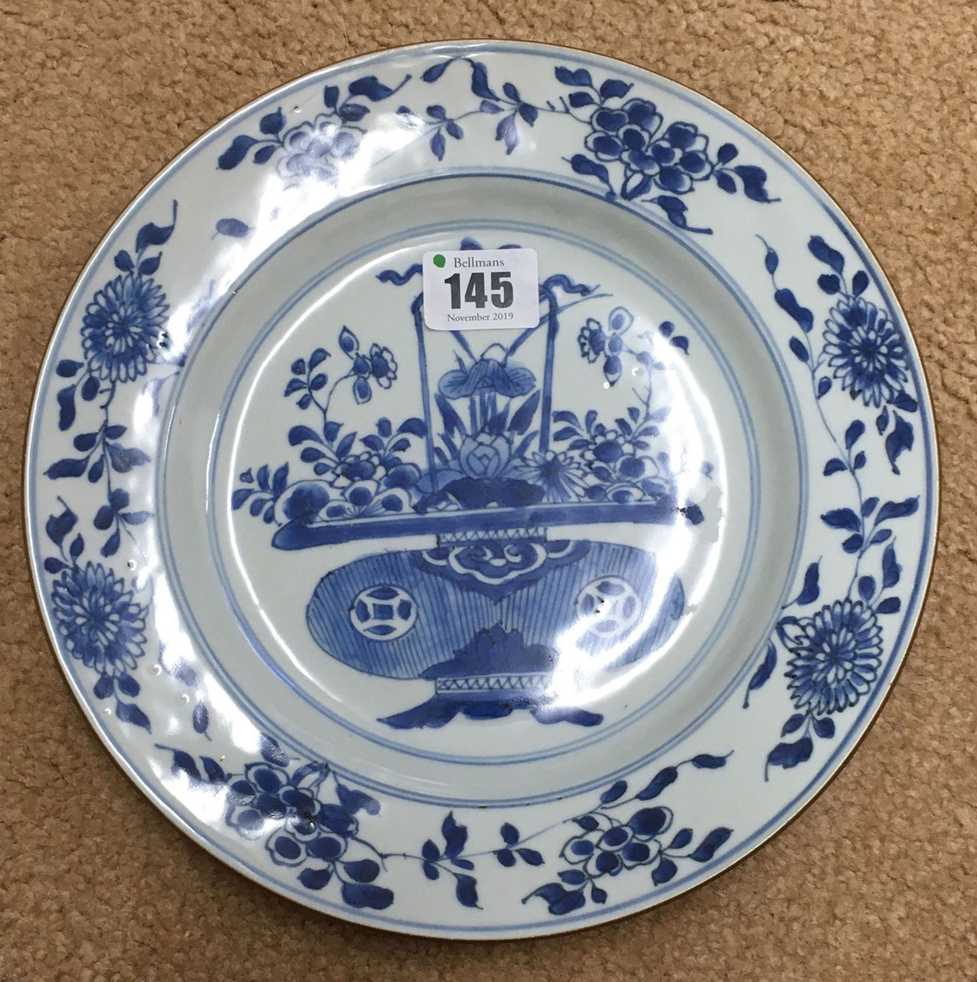 A pair of Chinese blue and white Export porcelain plates, Qianlong, - Image 3 of 9