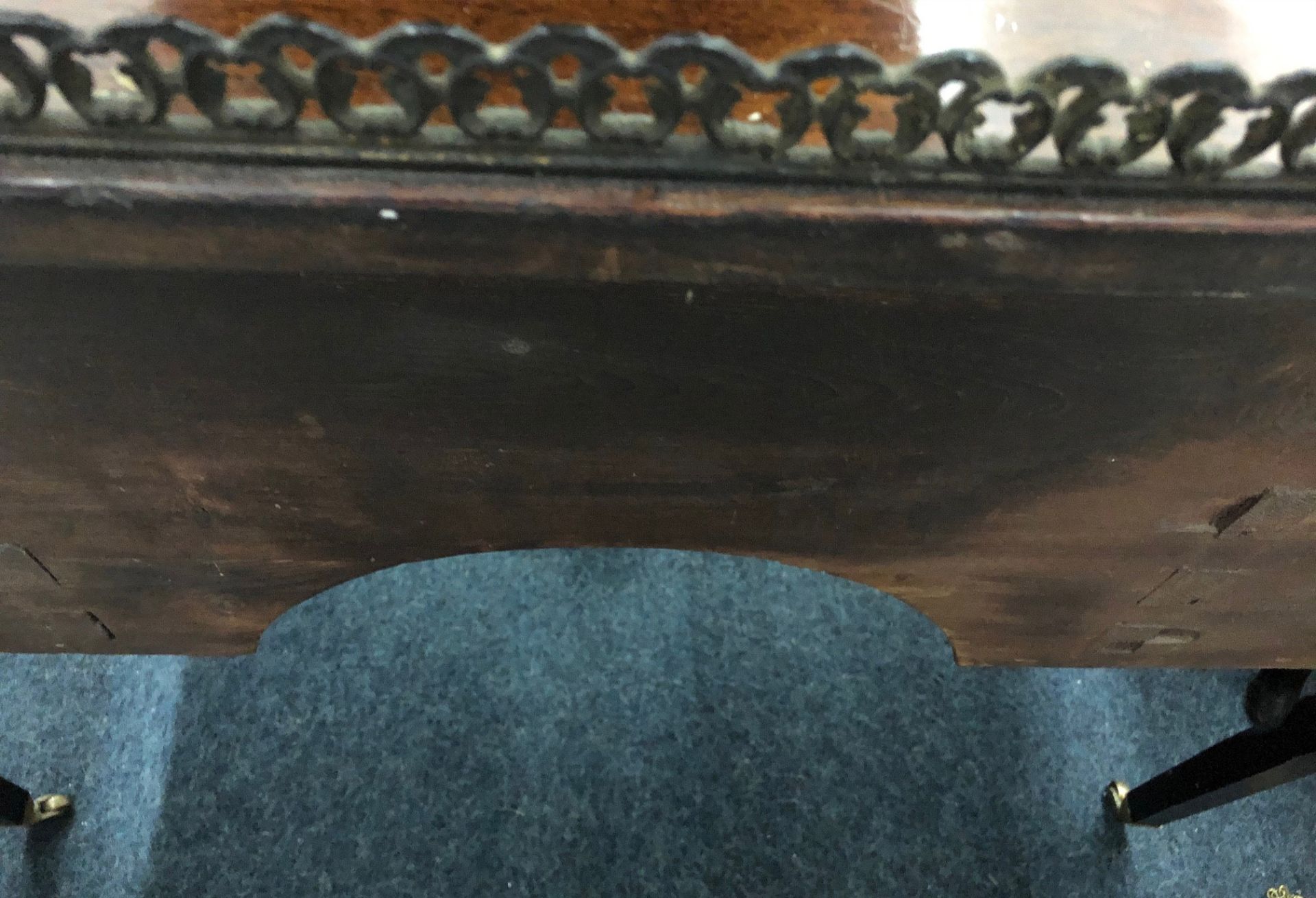 A George III mahogany boxwood and ebony strung dressing table, - Image 6 of 8