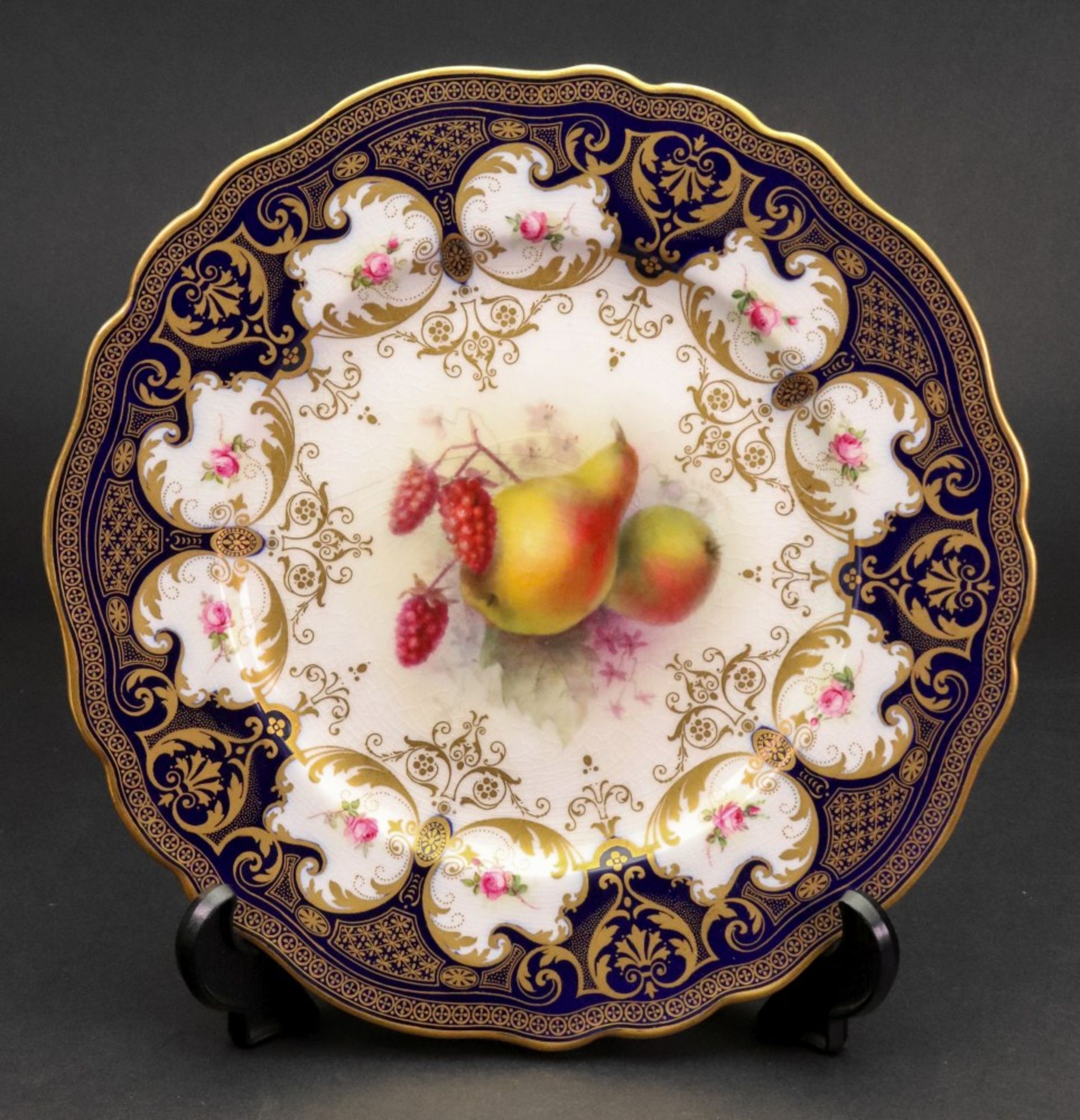 A pair of Derby dessert plates, gilt with butterflies, - Image 7 of 10