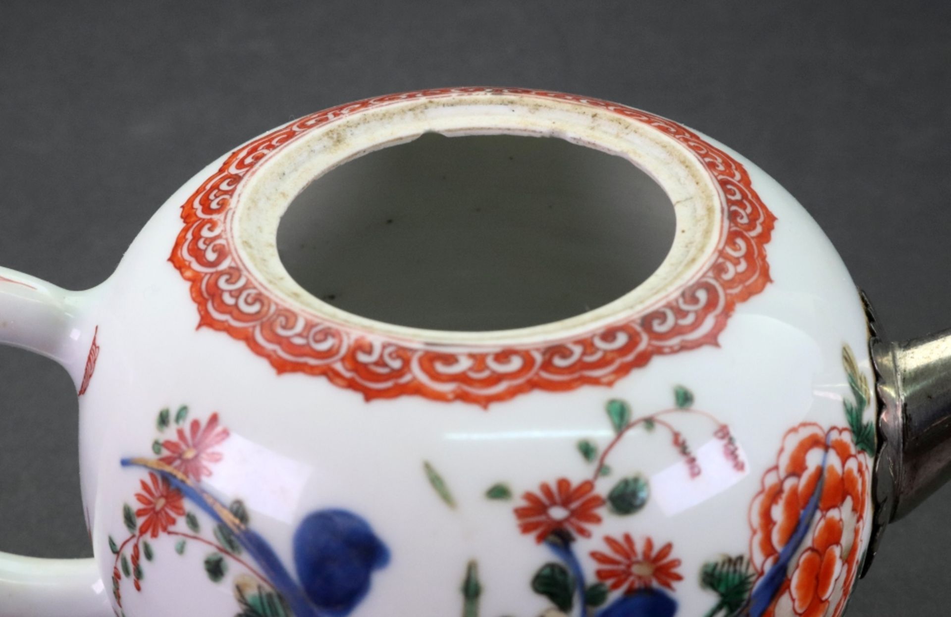 A Chinese porcelain bullet shaped teapot and cover, Qianlong, - Image 5 of 6