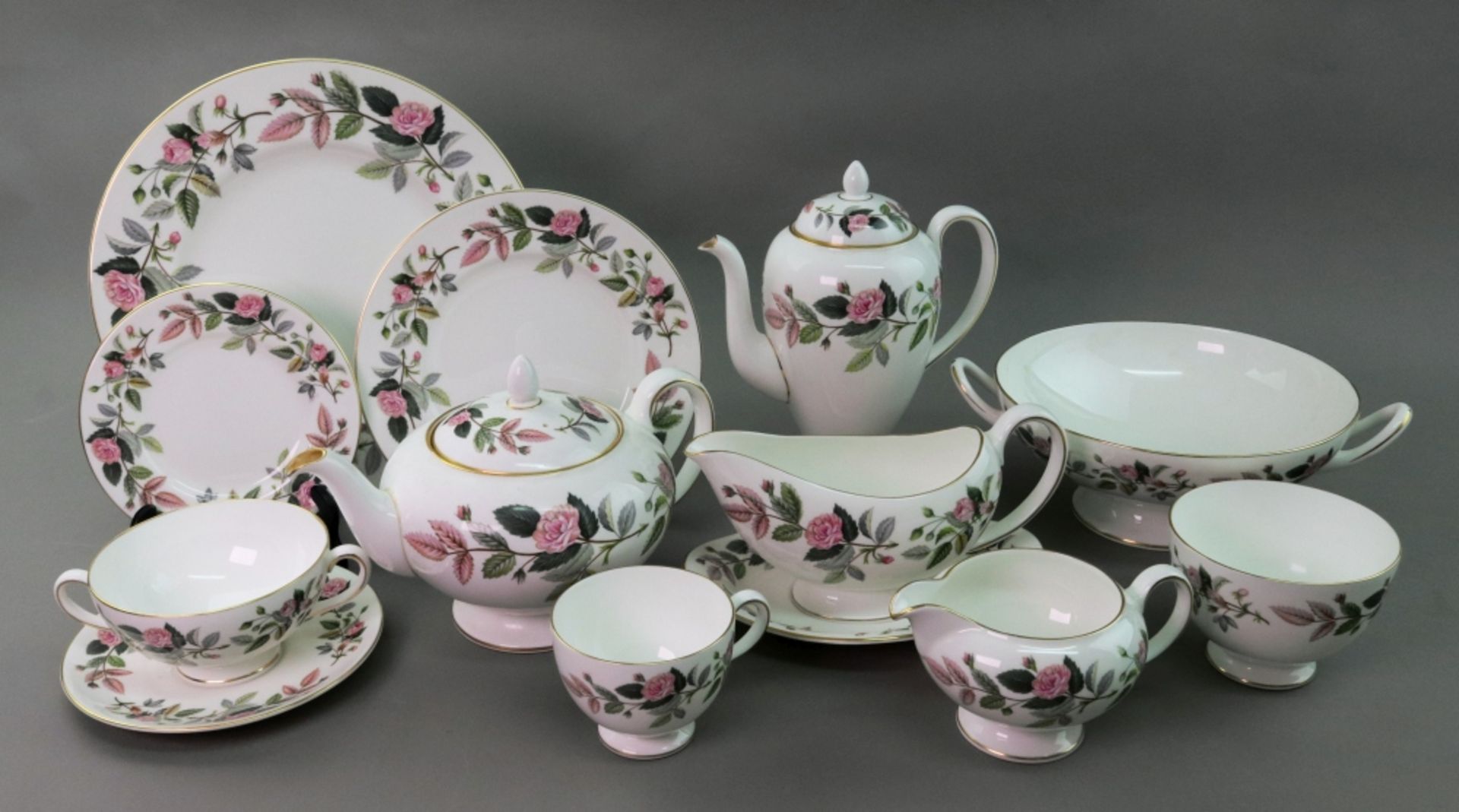 A Wedgwood Hathaway Rose part tea, coffee and dinner service, 79 pieces.