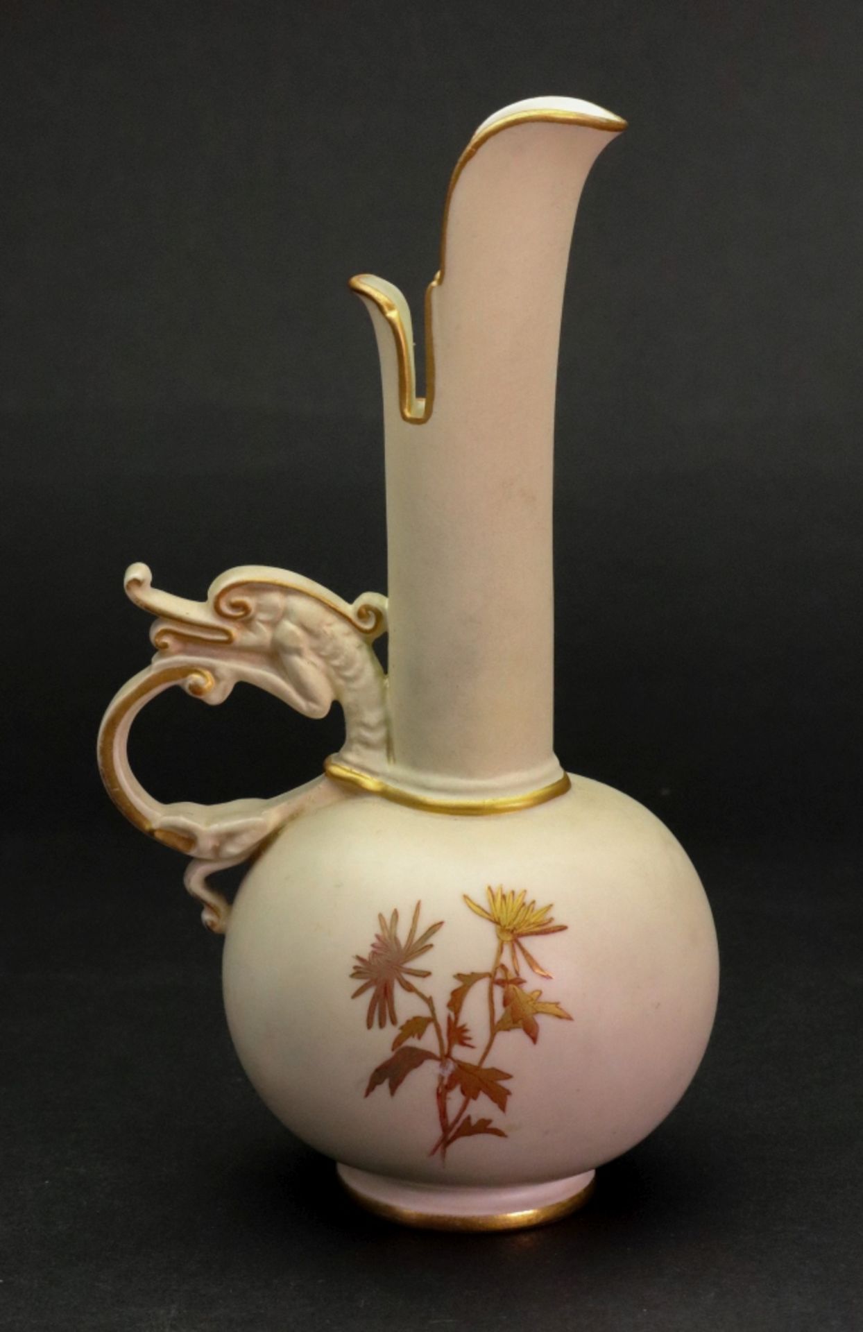 A collection of five pieces of Royal Worcester, a vase, shape no. - Image 14 of 28