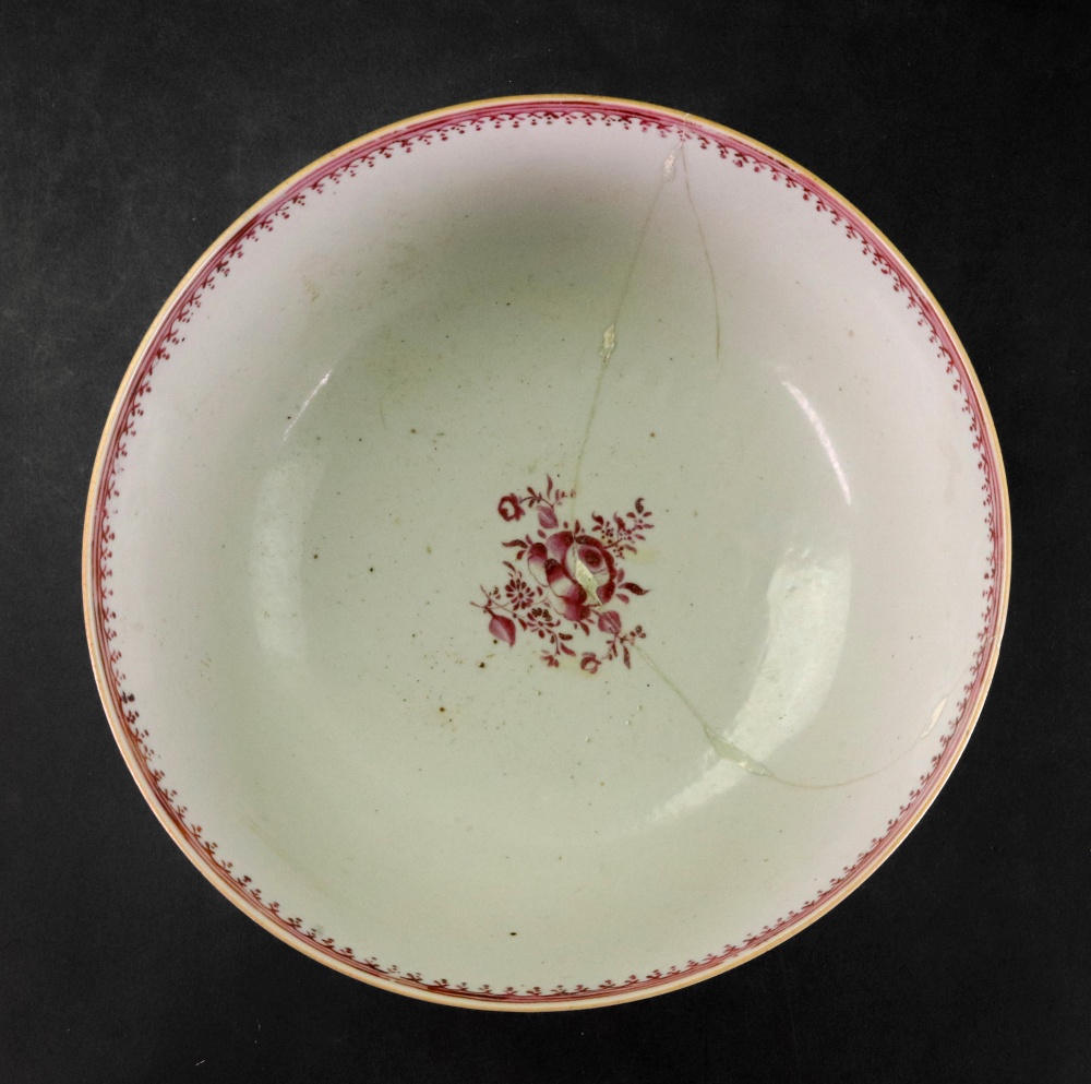 A small Chinese blue and white Kraak porcelain plate, early 17th century, - Image 5 of 5