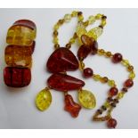 A Polish amber bracelet and necklace est