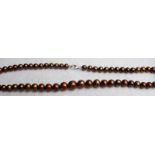 Freshwater pearl necklace, 18" graduated