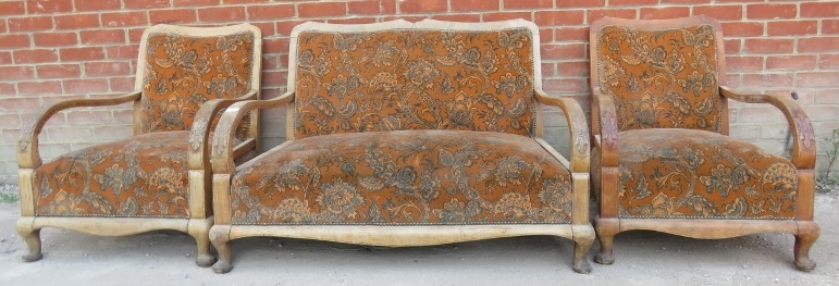 An early 20th Century William Morris sty