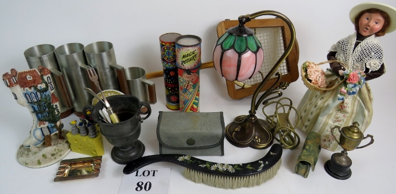 Decorative objects and minor collectable