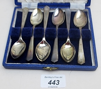 A set of silver teaspoons, Sheffield 194
