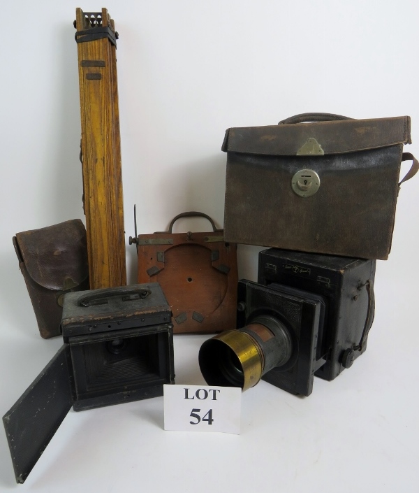 A Victorian Junior Special camera, oak t