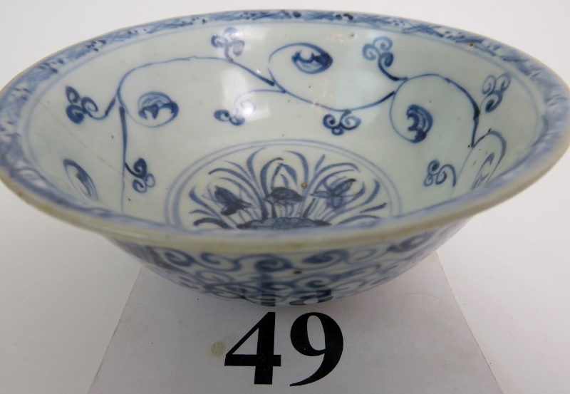 An antique Chinese blue and white porcel