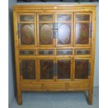 A fine 20th century Oriental cabinet wit