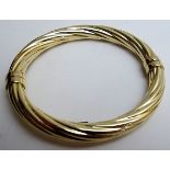 A 9ct gold bracelet with safety chain, approx 16 grams,