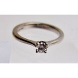 A diamond solitaire platinum ring, approx 0.25cts.