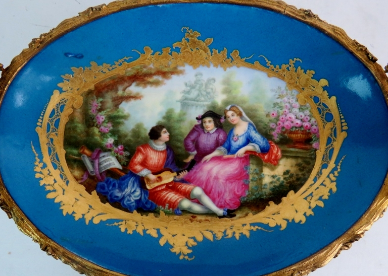 A highly decorative fine porcelain dish, probably Sevres, - Image 2 of 3