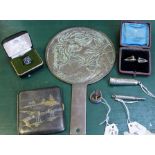 BAG OF COLLECTABLE ITEMS to include oriental polished metal mirror, cigarette case, small
