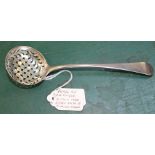 GEORGIAN SMITH & FEARN HALLMARKED SILVER SIFTING SPOON