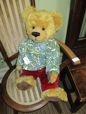 TEINER, GERMANY A LIMITED EDITION RICH GOLD COLOURED MOHAIR TEDDY BEAR "Leonhardt", no. 53/60,