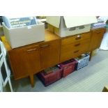 A RETRO DESIGN TEAK LONG AND LOW SIDEBOARD