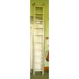 AN ALUMINIUM EXTENDING LADDER