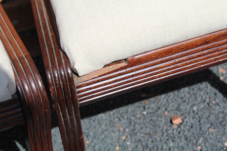 A SET OF FOUR 19TH CENTURY MAHOGANY REGENCY DESIGN SINGLE DINING CHAIRS, having Trafalgar rope twist - Image 5 of 6