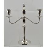 A 20TH CENTURY SHEFFIELD MADE SILVER PLATE ON COPPER THREE SCONCE TABLE CANDELABRUM with central