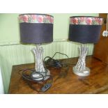 A PAIR OF DECORATIVE TABLE LAMPS