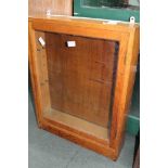 AN OAK CASED WALL HANGING GLASS FRONTED DISPLAY CABINET
