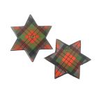 Tartan ware - sewing - two-star form thread winders (M'Duff), 5cm (2)