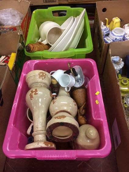 Two boxes of assorted china