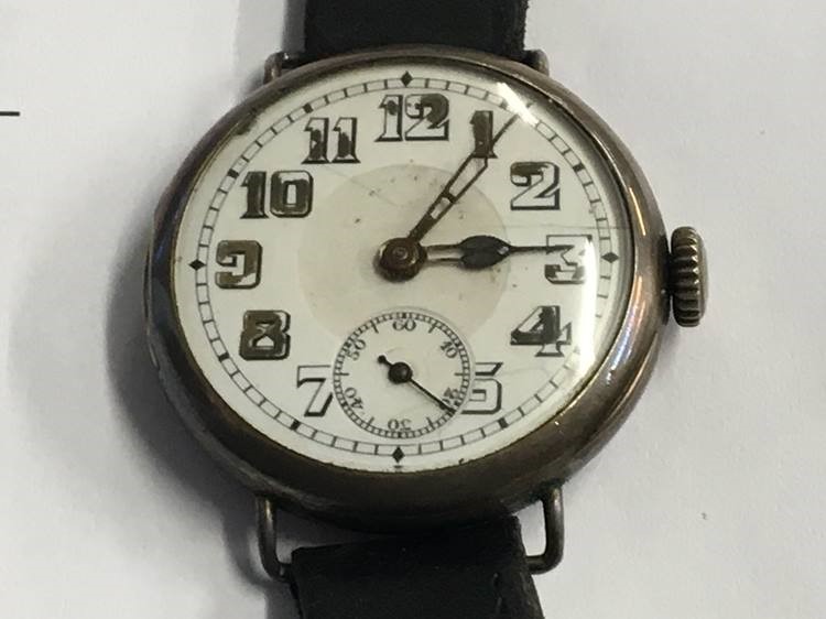 A wristwatch, the case stamped RWC Ltd - Image 6 of 8