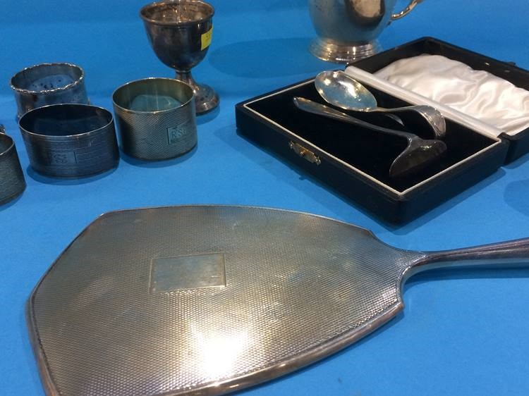 Collection of assorted silver, to include a Christening set, tankard etc. - Image 6 of 14