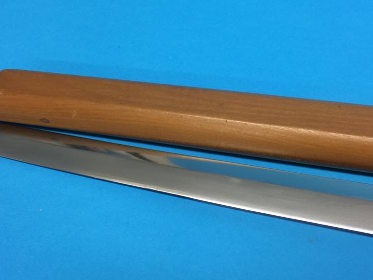 A Japanese wood mounted Wakizashi, length of blade 40.5cm - Image 8 of 8