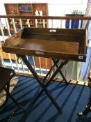A Georgian mahogany butlers tray and stand